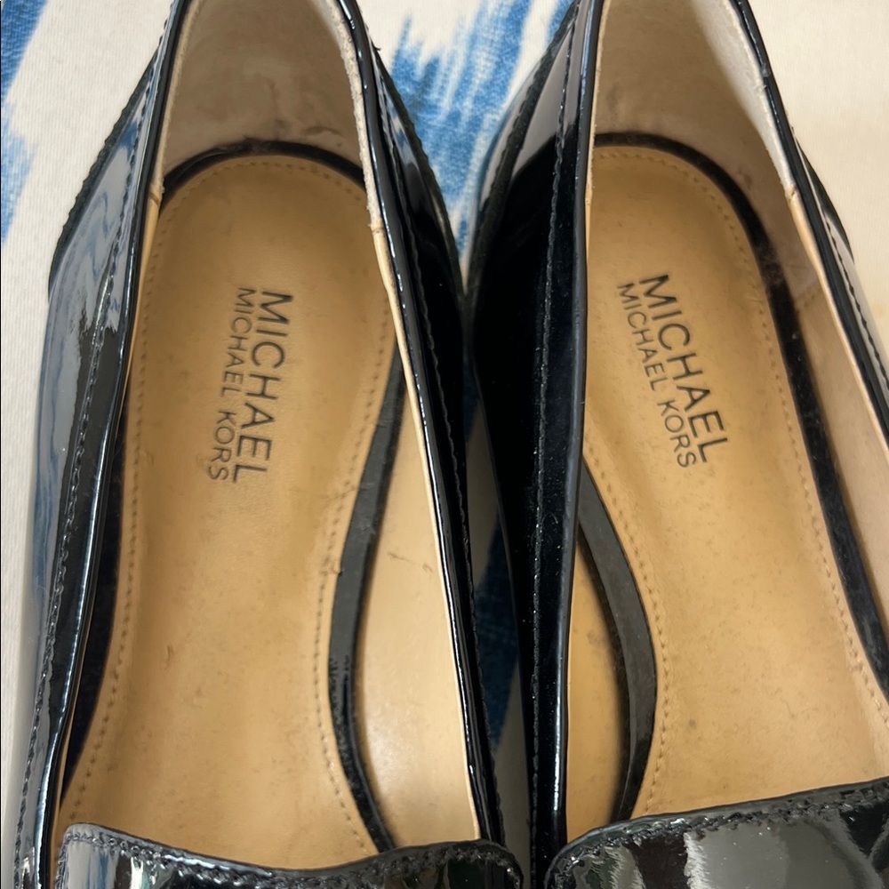 Michael Kors Shiny Black Loafers 5.5 - Picture 2 of 7